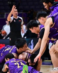 华体会体育-仅1个月！CBA官方确认：场均20分全能悍将被裁，2队已火速联系