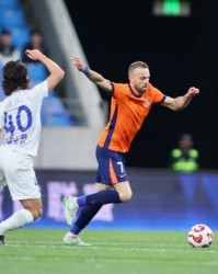 【中超】萨里奇世界波马莱莱补时失点 海牛1比1英博