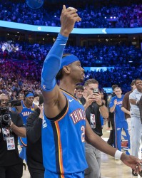 华体会体育-连续3场关键球！神的武器再加撤步三分 SGA提前终结本季MVP讨论